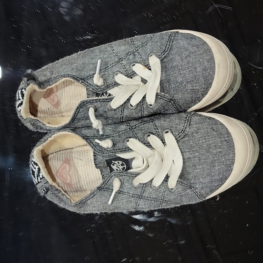 Gray/black Roxy Bayshore III shoes size 7.5